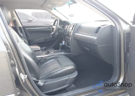 2010 Chrysler 300 Touring/Signature Series/Executive Series из США, поврежденный, VIN 2C3CA5CV1AH167130